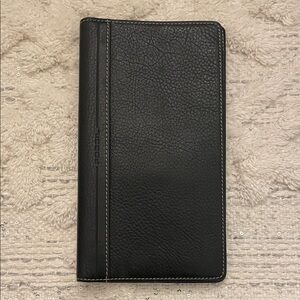 Fossil Pebbled Black Leather Wallet